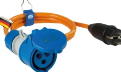Adapterleitung 1,5 m Schukostecker auf CEE Kupplung mit Spannungsanzeige, Außenbereich IP44