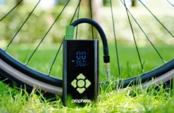 Akkupumpe mit Powerbank und LED Licht