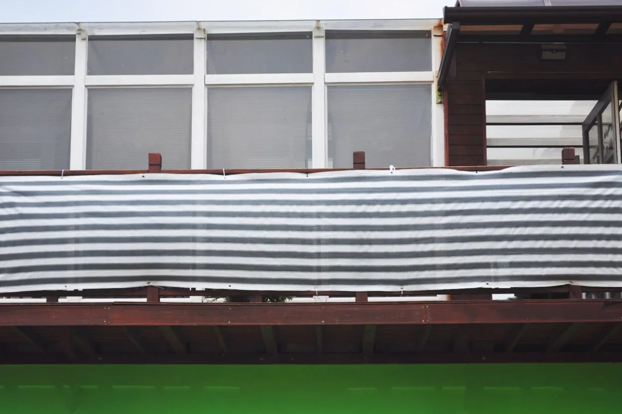 Balkon-Sicherheitsnetz, ca. 0,9 x 5 m - Weiß/Grau