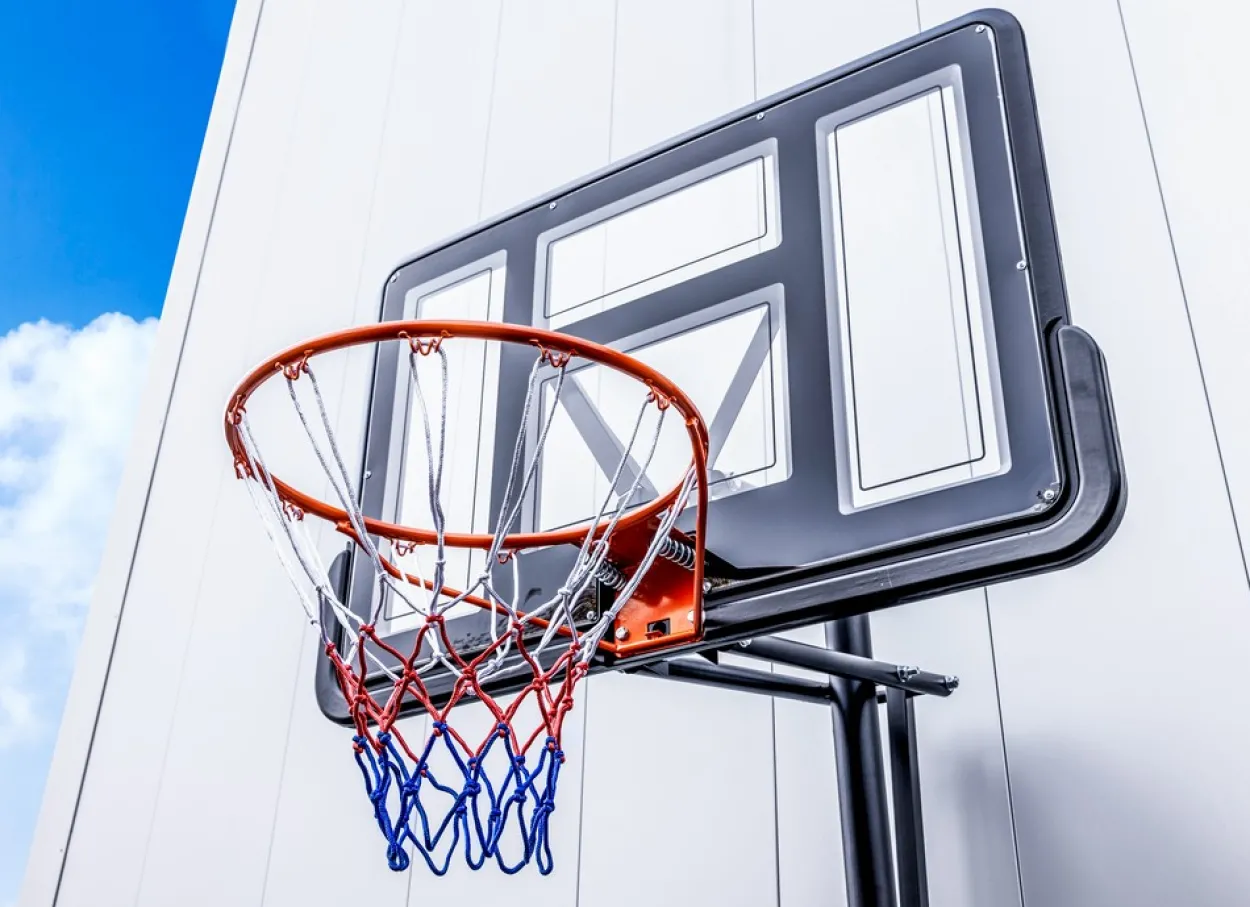 Basketballanlage mit Standfuß und Rollen 3m