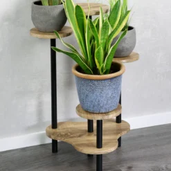 Blumenständer, Eichendekor