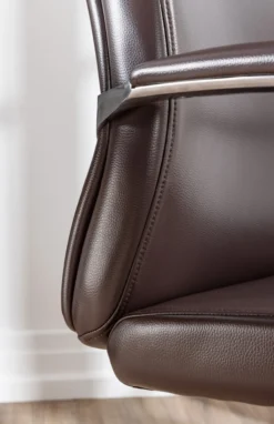 Bürostuhl mit gepolsterter Armlehne - Braun