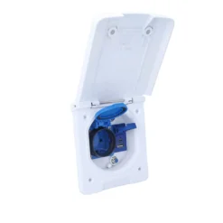 Caravan Vorzeltsteckdose USB/SAT IP44 weiß ähnlich RAL9010