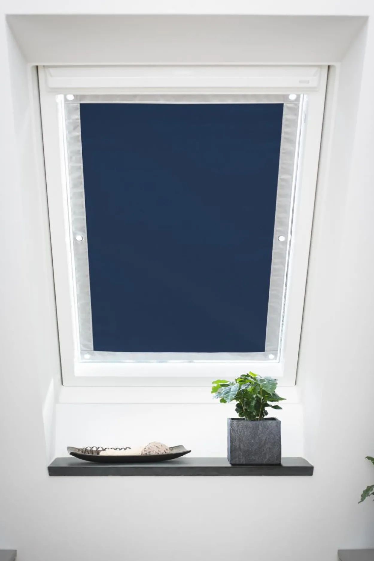 Dachfenster Sonnenschutz Haftfix, ohne Bohren, Verdunkelung, Blau, 47 cm x 96,9 cm (B x L)