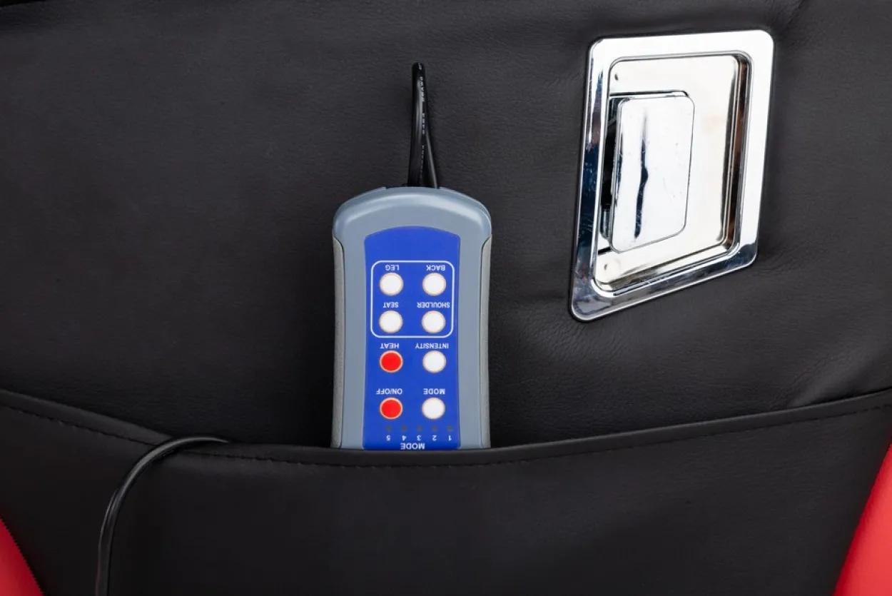 Elektrischer Massagesessel Relaxsessel - schwarz/rot Lederoptik