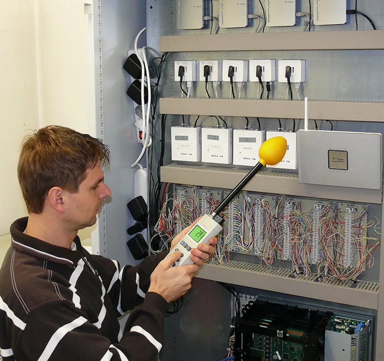 elektromagnetisches Strahlungsmessgerät PCE-EM 30