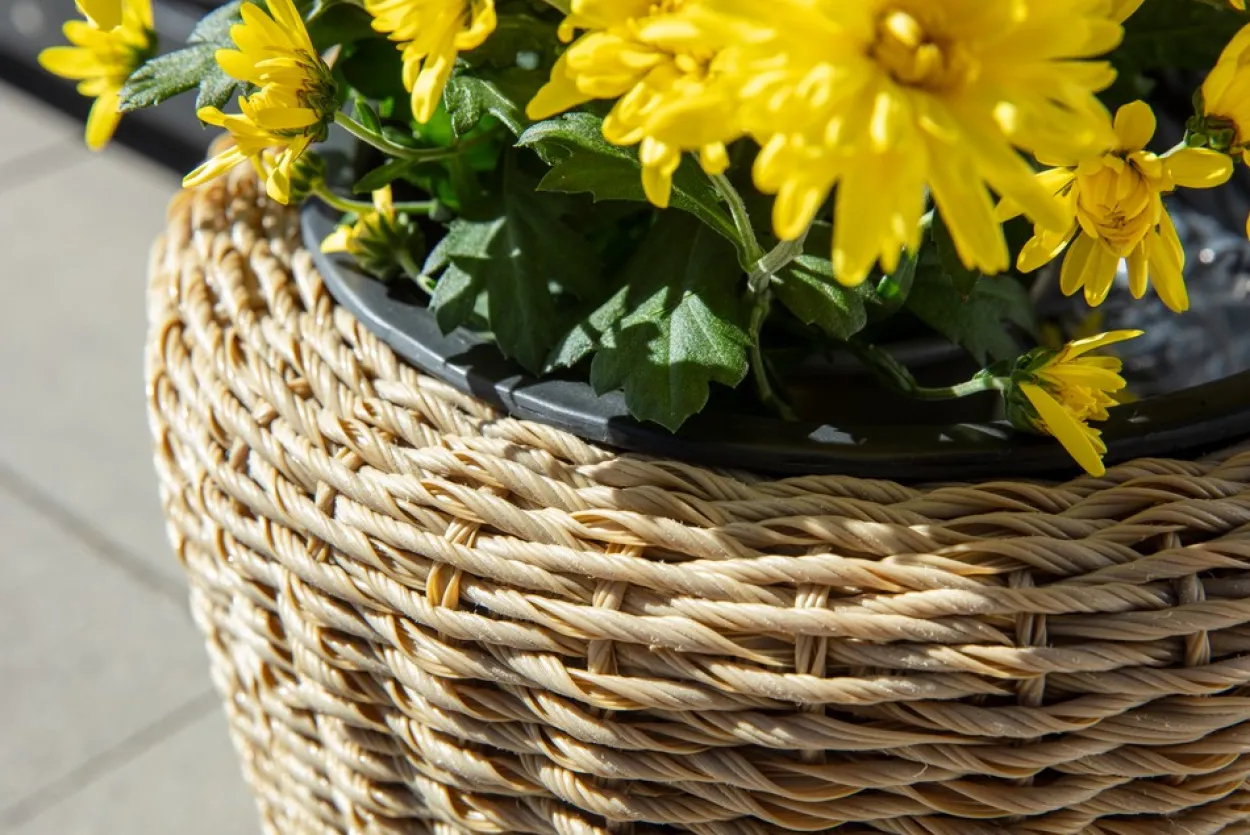 2er-Set Blumentopf aus Stahl mit Kunststofftopf - Braun