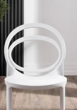 4er-Set stapelbare Esszimmerstühle aus Polypropylen, ca. 54 x 40,5 x 45-82 cm - Weiß
