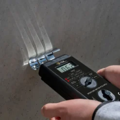 Feuchtemessgerät für Baustoffe und Holz PCE-WP24