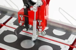 Fliesenschneider GigaCut Plus 1350mm H-verst.Beine,Laser und Stoßdämpfer