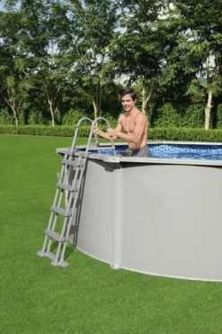 Flowclear™ Sicherheitsleiter 122 cm