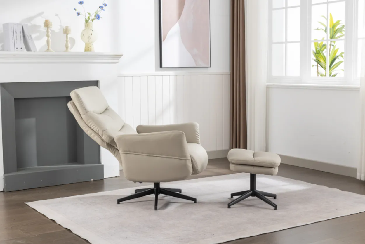 gepolsteter Relaxsessel mit Hocker - beige