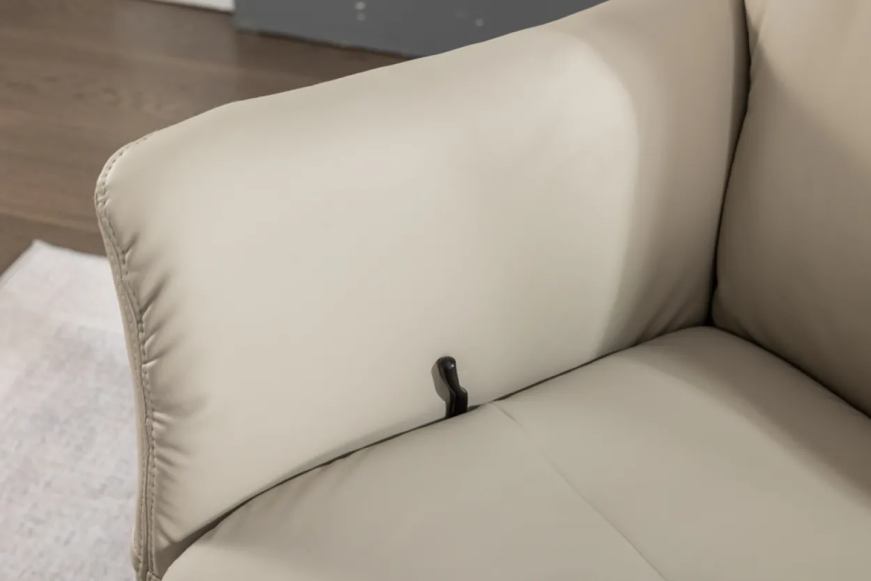 gepolsteter Relaxsessel mit Hocker - beige