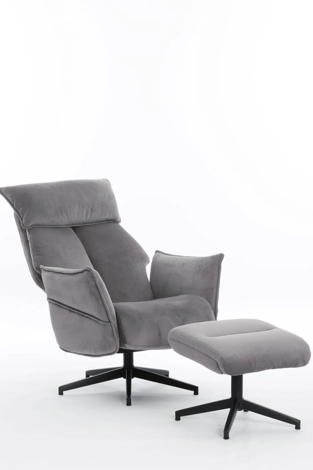 gepolsteter Relaxsessel mit Hocker - grau