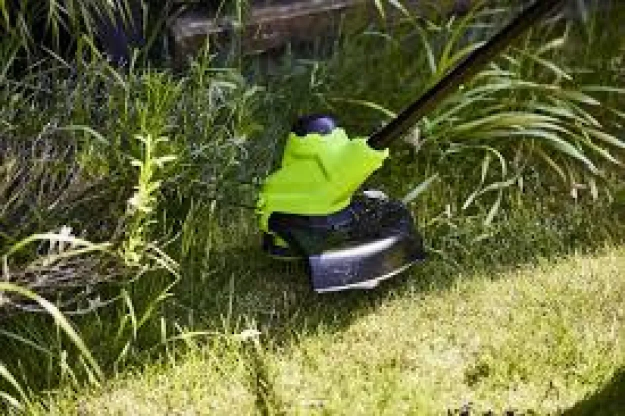 Greenworks Rasentrimmer GST 4530