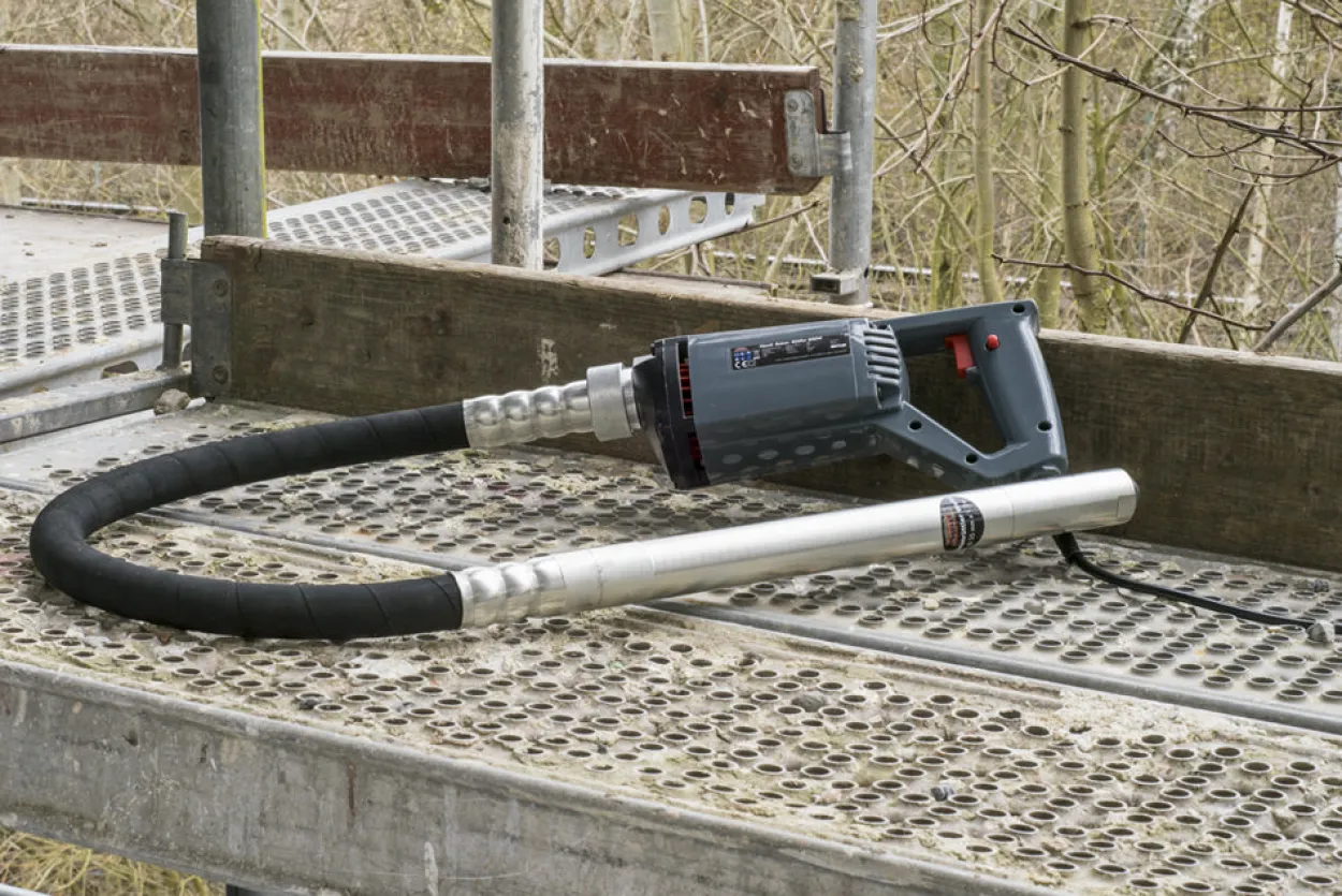 Hand- Betonrüttler