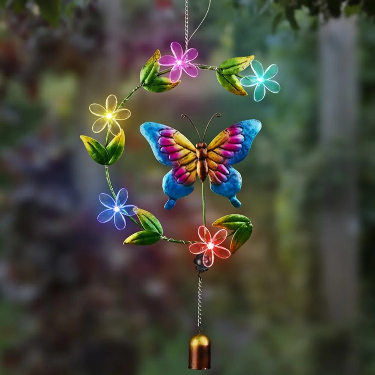 I-Glow LED-Solar-Hängeleuchte "Glöckchen" - Schmetterling Front