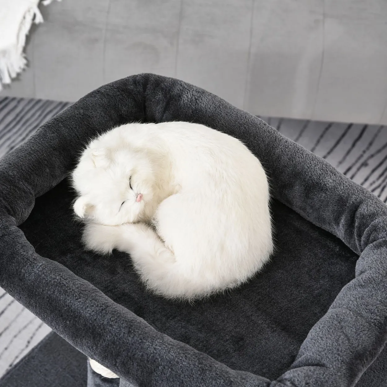 Katzenbaum Katzenkratzbaum Katzenbaum mit Sisalsäulen Dunkelgrau