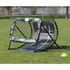 Kickback Fußball Rebounder 124x90cm