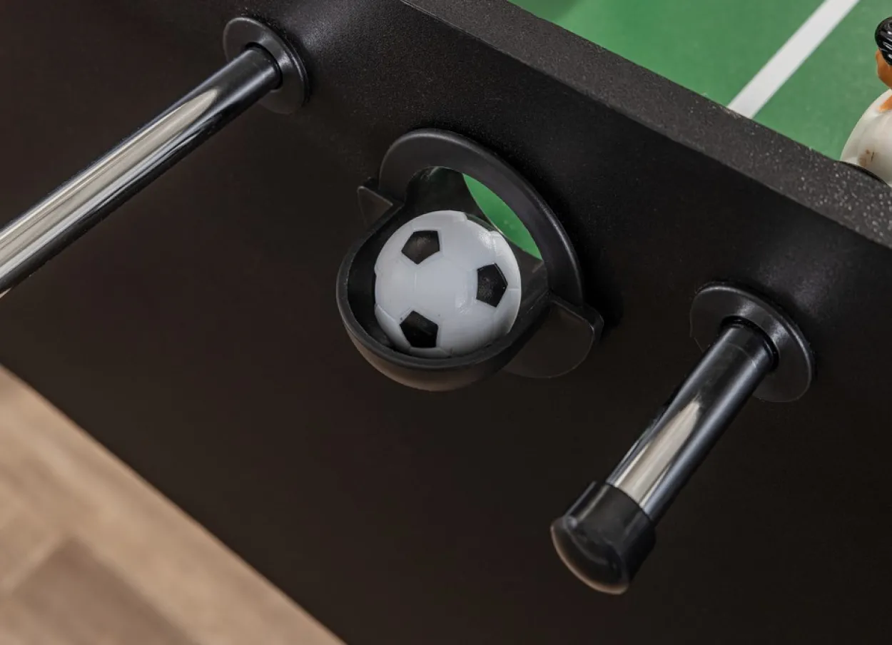 Kicker Fußballtisch ca.137 x 65 x 86 cm