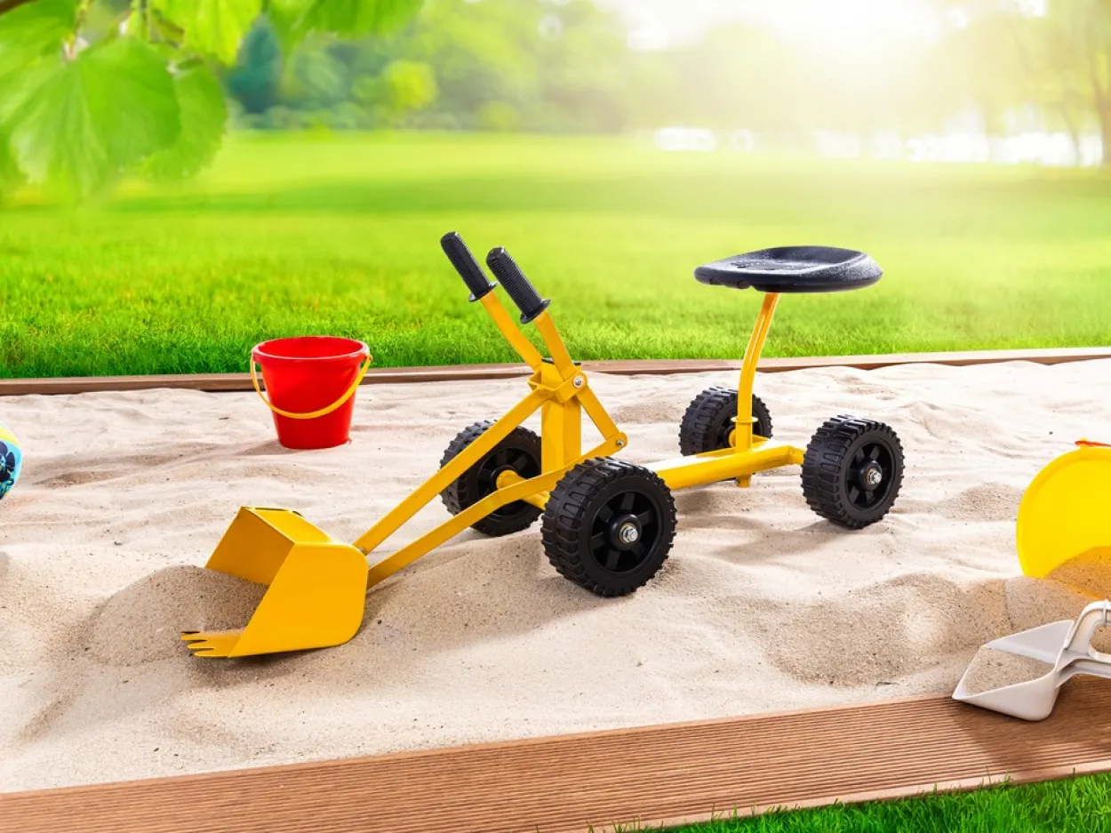 Kinder-Bulldozer mit Schaufel