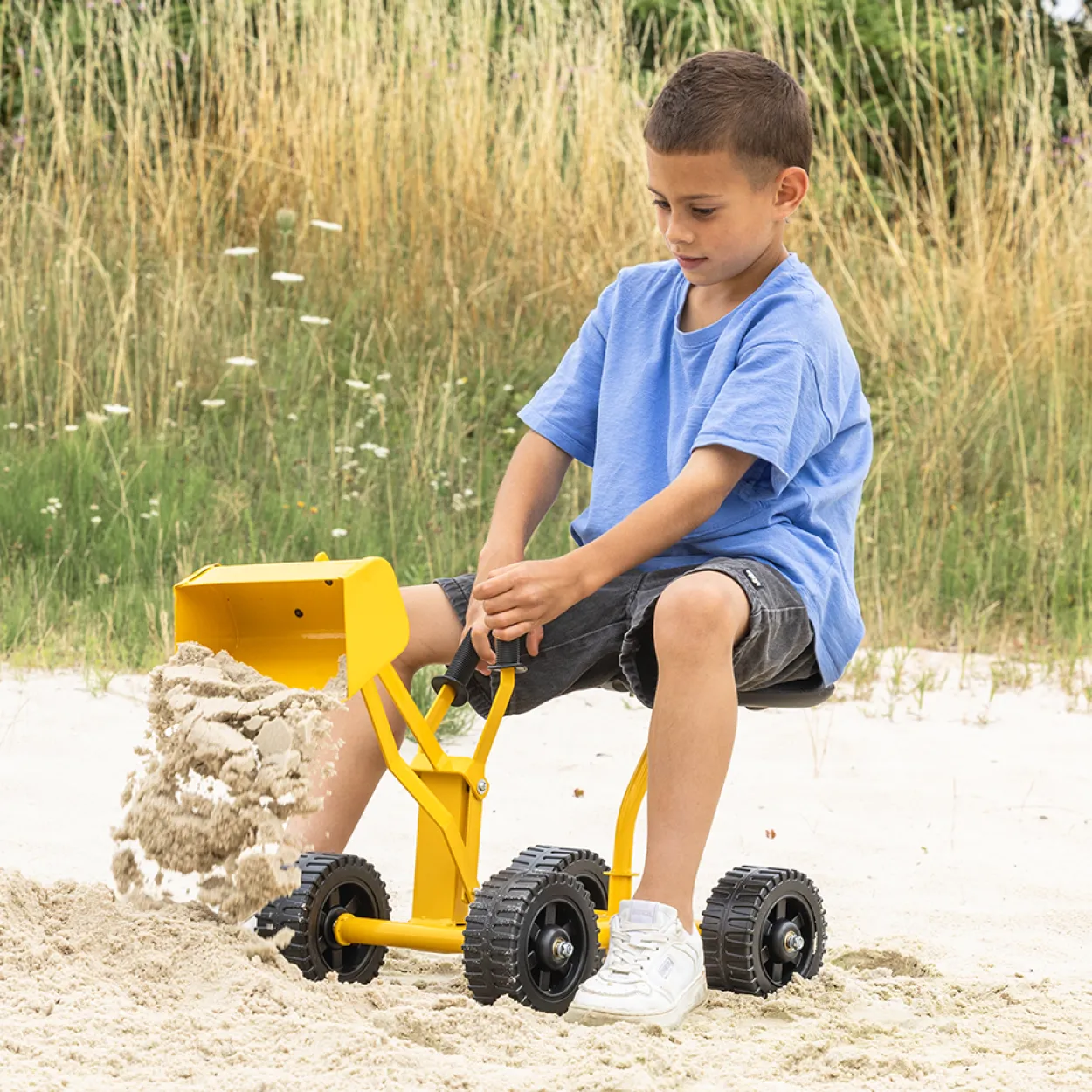 Kinder-Bulldozer mit Schaufel