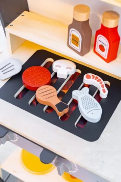 Kindergrill aus Holz