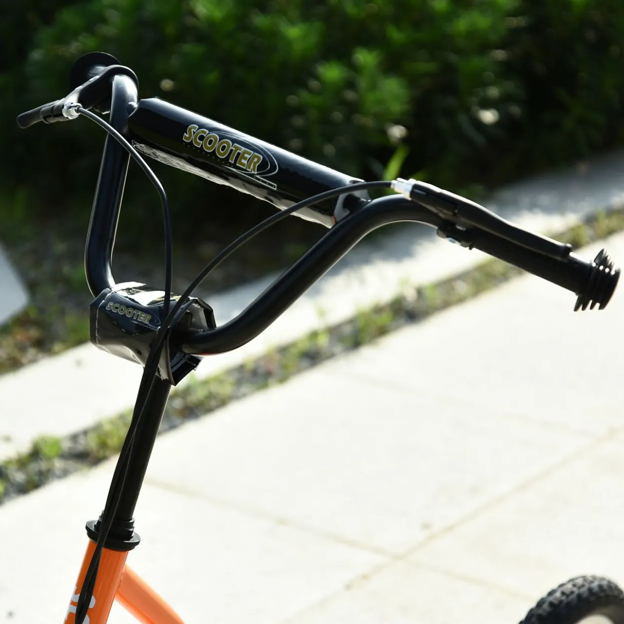 Kinderroller mit Luftreifen16/12 Zoll Orange