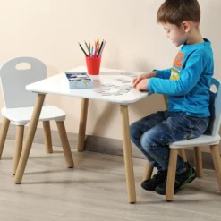 Kindertisch mit 2 Stühlen, weiß - 3er Set