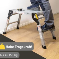 kompakte Arbeitsplattform mit Antirutsch-Oberfläche