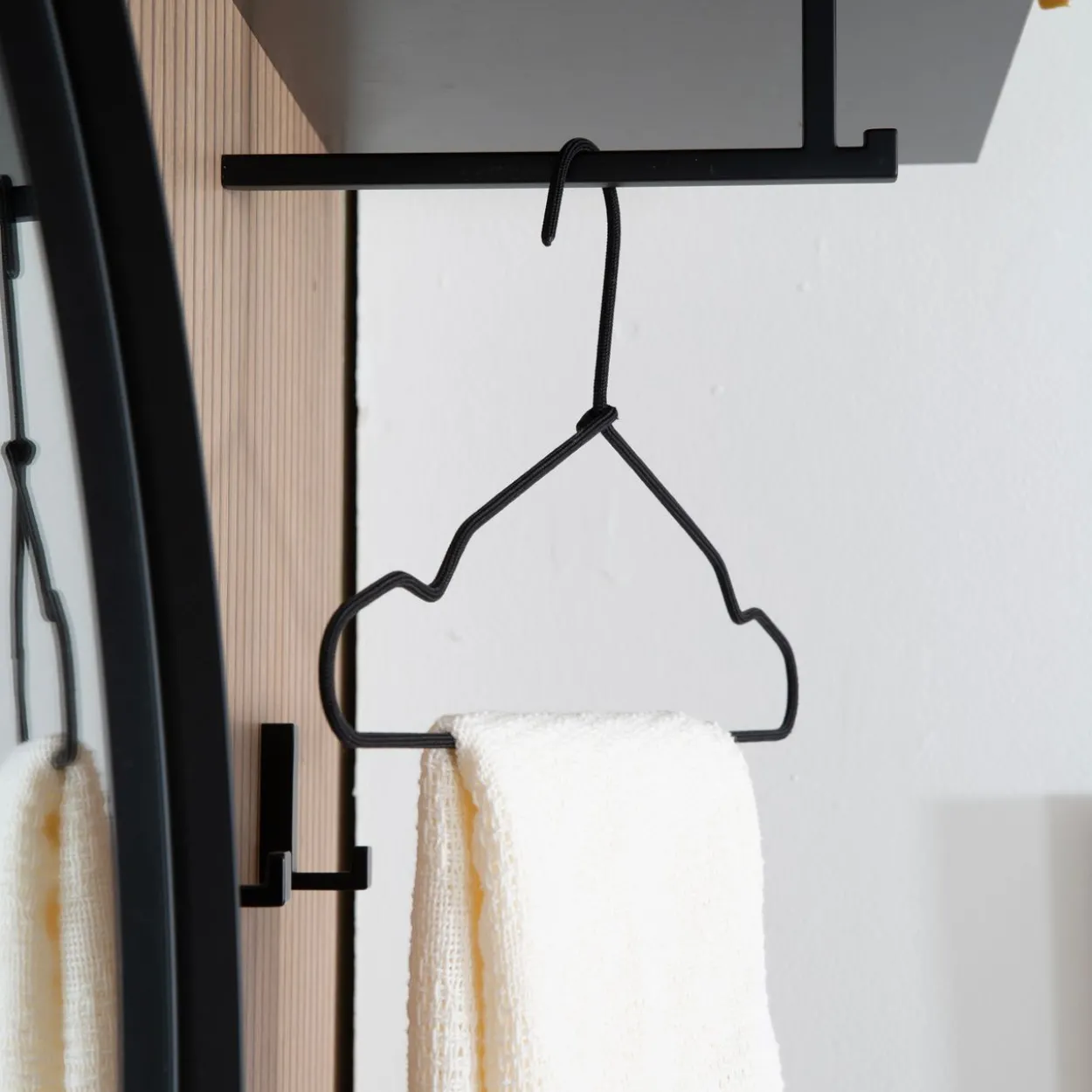 Kompaktgarderobe "Salon" mit Stauraum, Basalt Grau mit Artisan Eiche