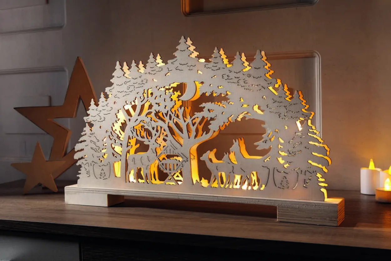 LED-Schwibbogen aus Holz - Wald mit Futterkrippe