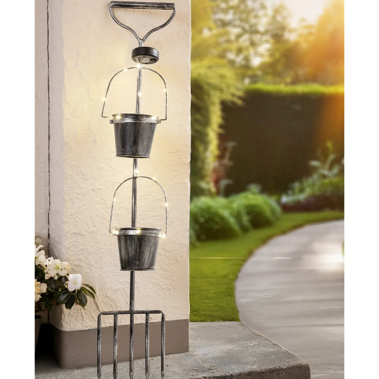 LED-Solar-Gartentöpfe mit Spatengabel