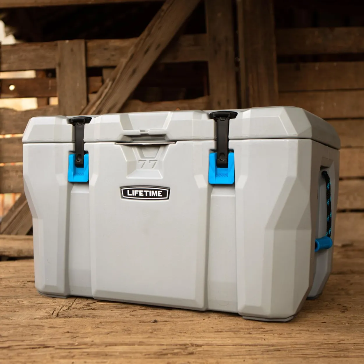Lifetime Kühlbox 73 Liter Volumen grau