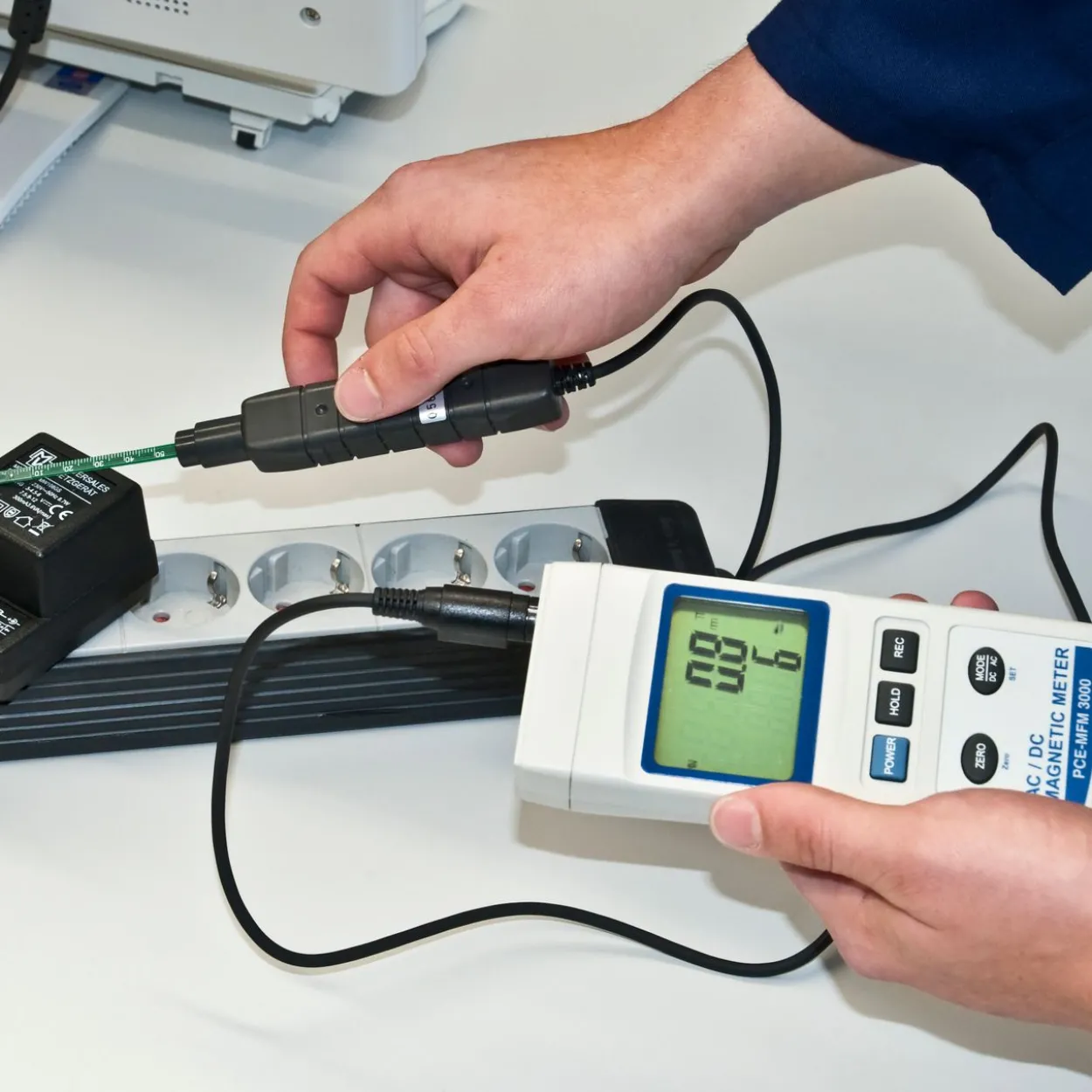 Magnetstärkemesser PCE-MFM 3000