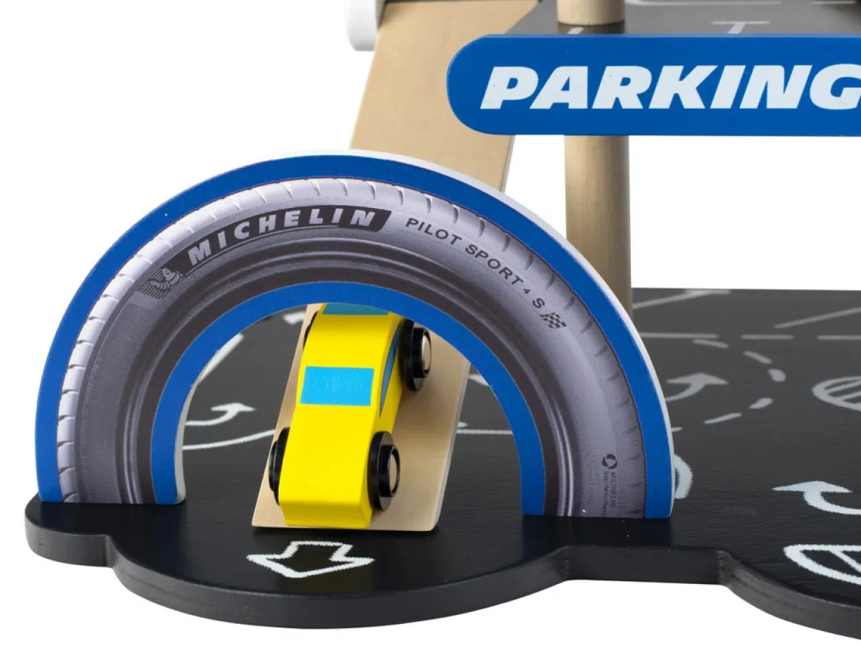 Michelin Parkhaus mit 3 Ebenen, Holz