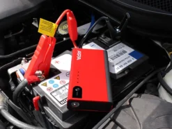 Mini Lithium Powerpack 11.000mAh mit Starthilfe