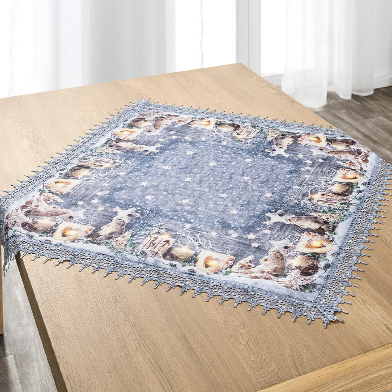 Mitteldecke mit Spitze, ca. 80 x 80 cm - Winterlandschaft