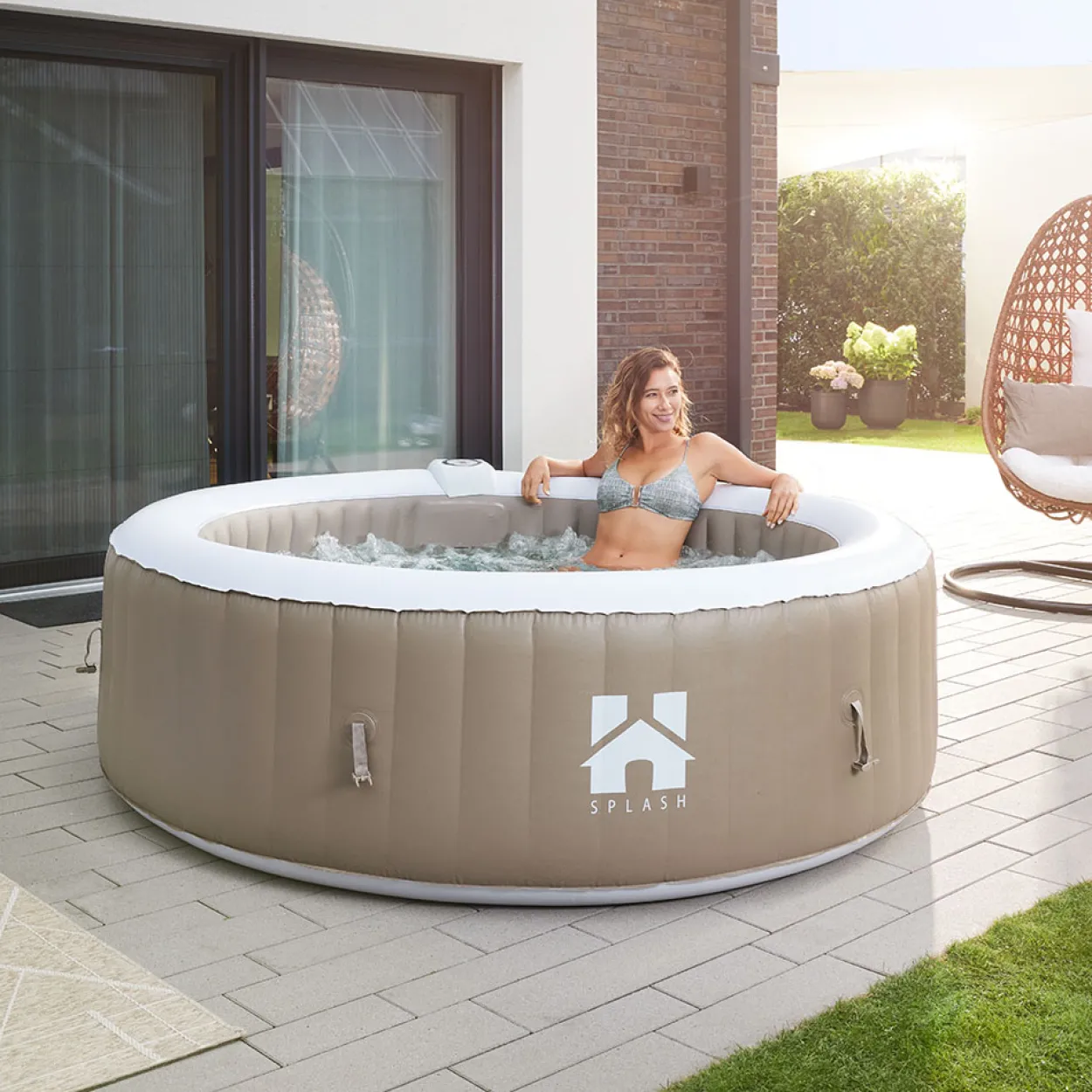 Outdoor Whirlpool SPLASH - Beige- 6 Personen