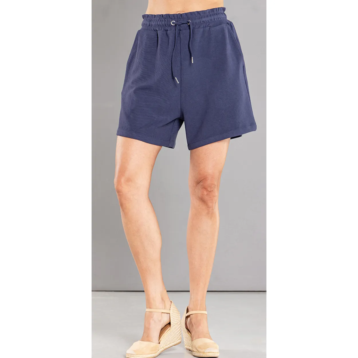 Paperbag-Shorts mit Struktur-Black Iris
