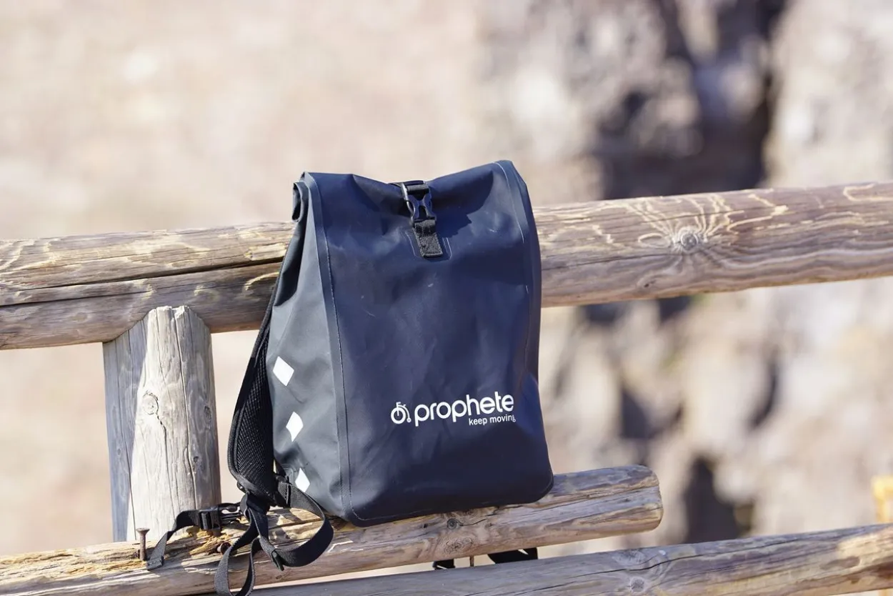 Prophete Seitenpacktasche/Rucksack, 100 % wasserdicht, reflektierende Elemente