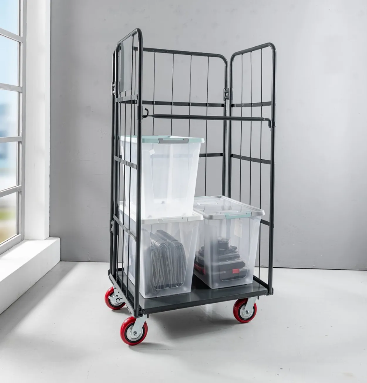 Rollbehälter mit 3 Seiten 84x 65x 170 cm 500kg