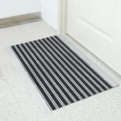 Rutschfeste Fußmatte - ca. 59 x 118 cm