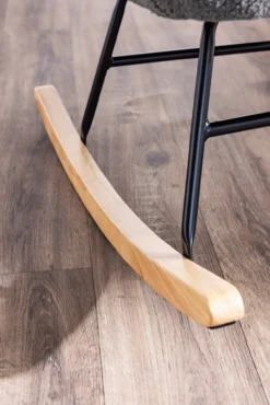 Schaukelstuhl aus Polyester, ca. 71 x 92 x 101 cm
