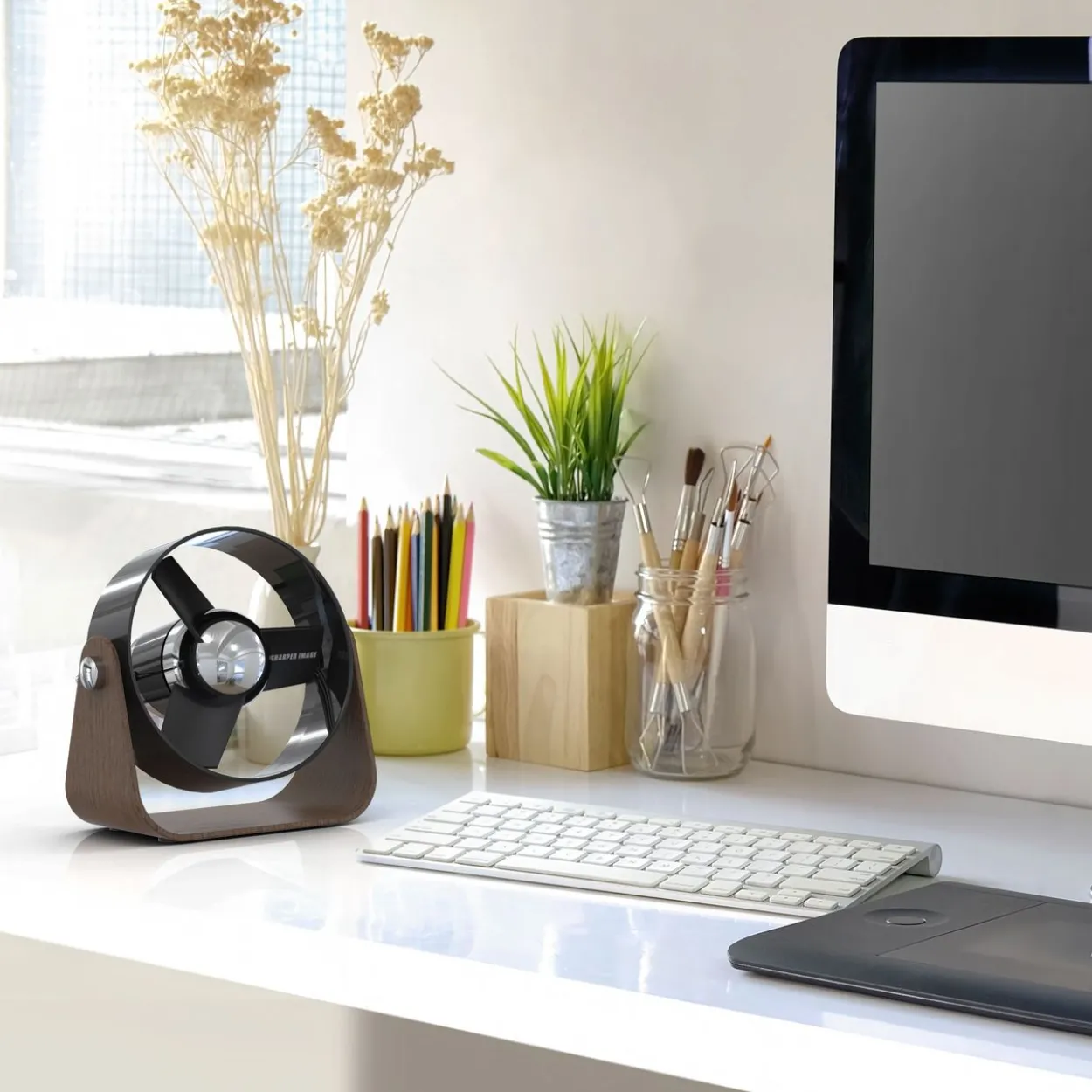Sharper Image USB-Ventilator SBS1 black