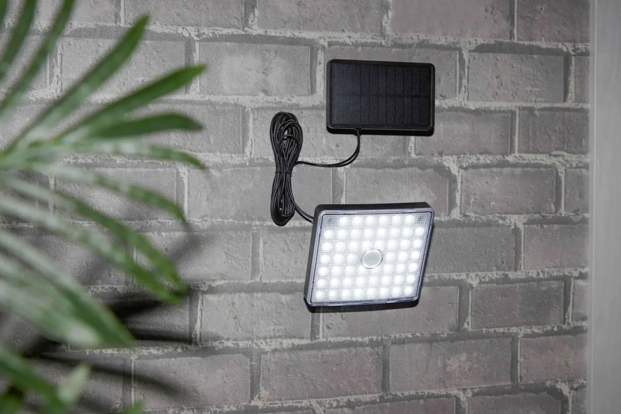 Solar Flutlicht mit Sensor 265 Lumen