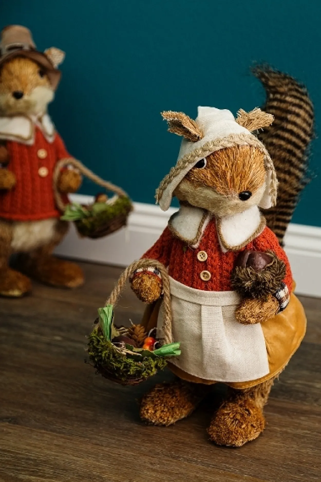 Stroh Eichhörnchen -Frau-