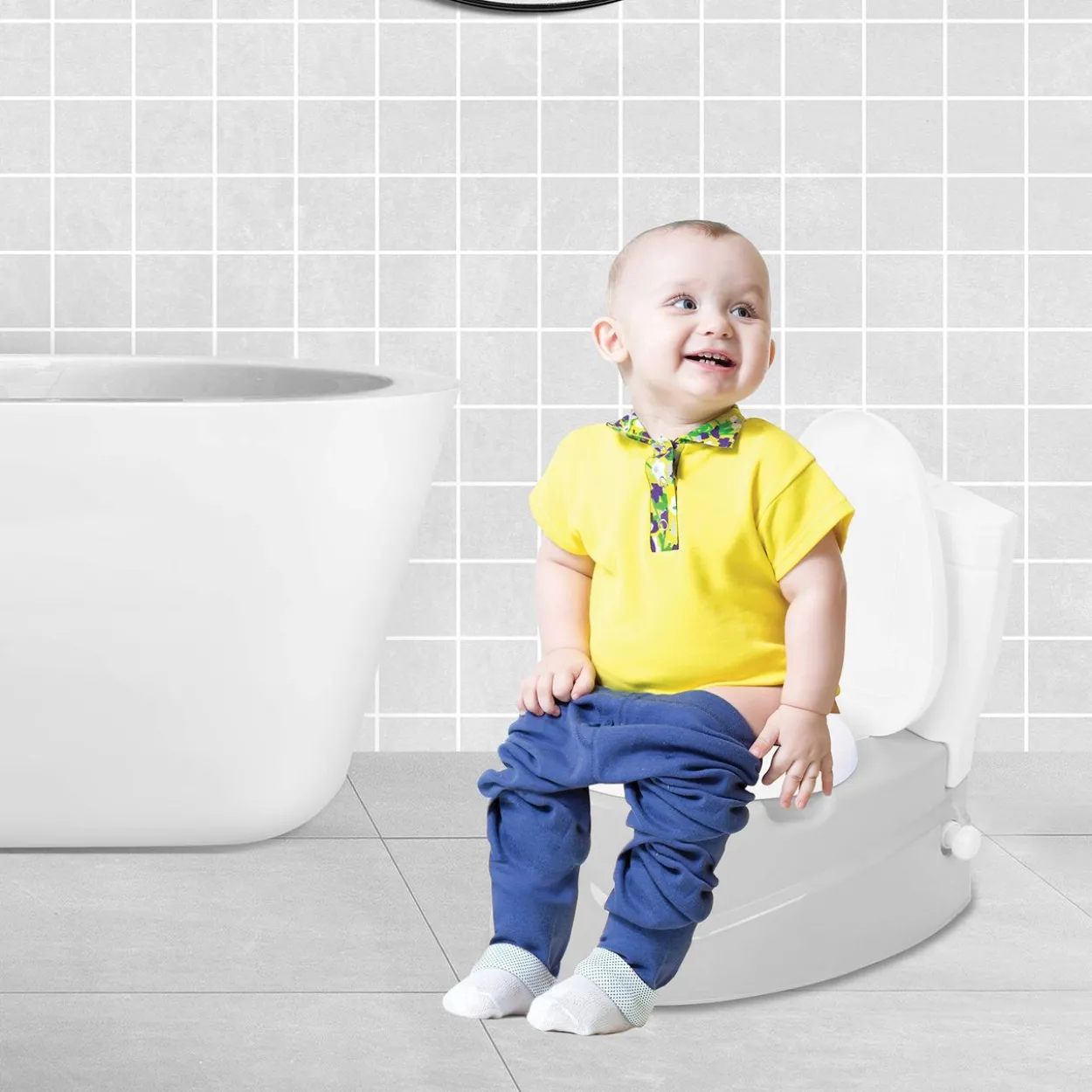 Töpfchen Kinder mit Musik Kindertoilette grau ab 18 Monate Training