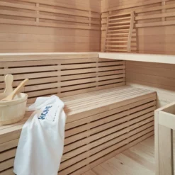 Traditionelle Sauna SKYLINE XL BIG 200 x 200 cm