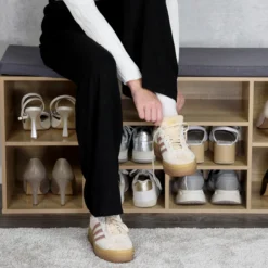 Universal-/ Schuhschrank mit Sitzkissen - Sonoma Eiche